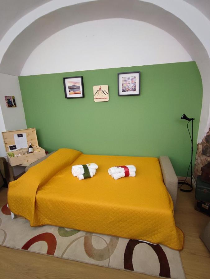 Santa Barbara Apartment